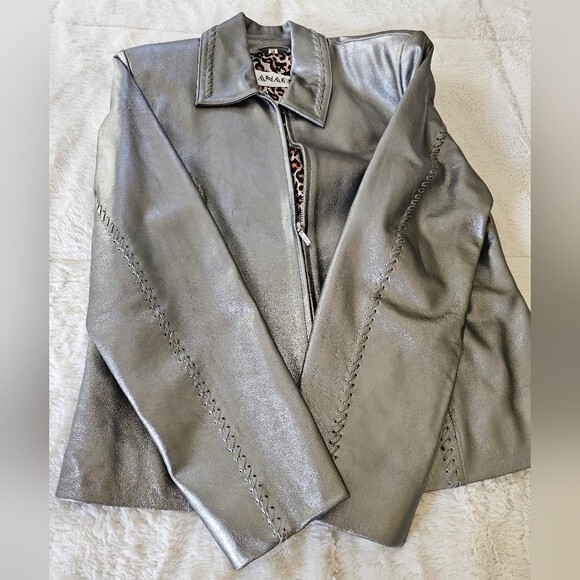 ANANGE Silver Leather Jacket Whip Stitch Pockets Size Medium - Picture 7 of 8